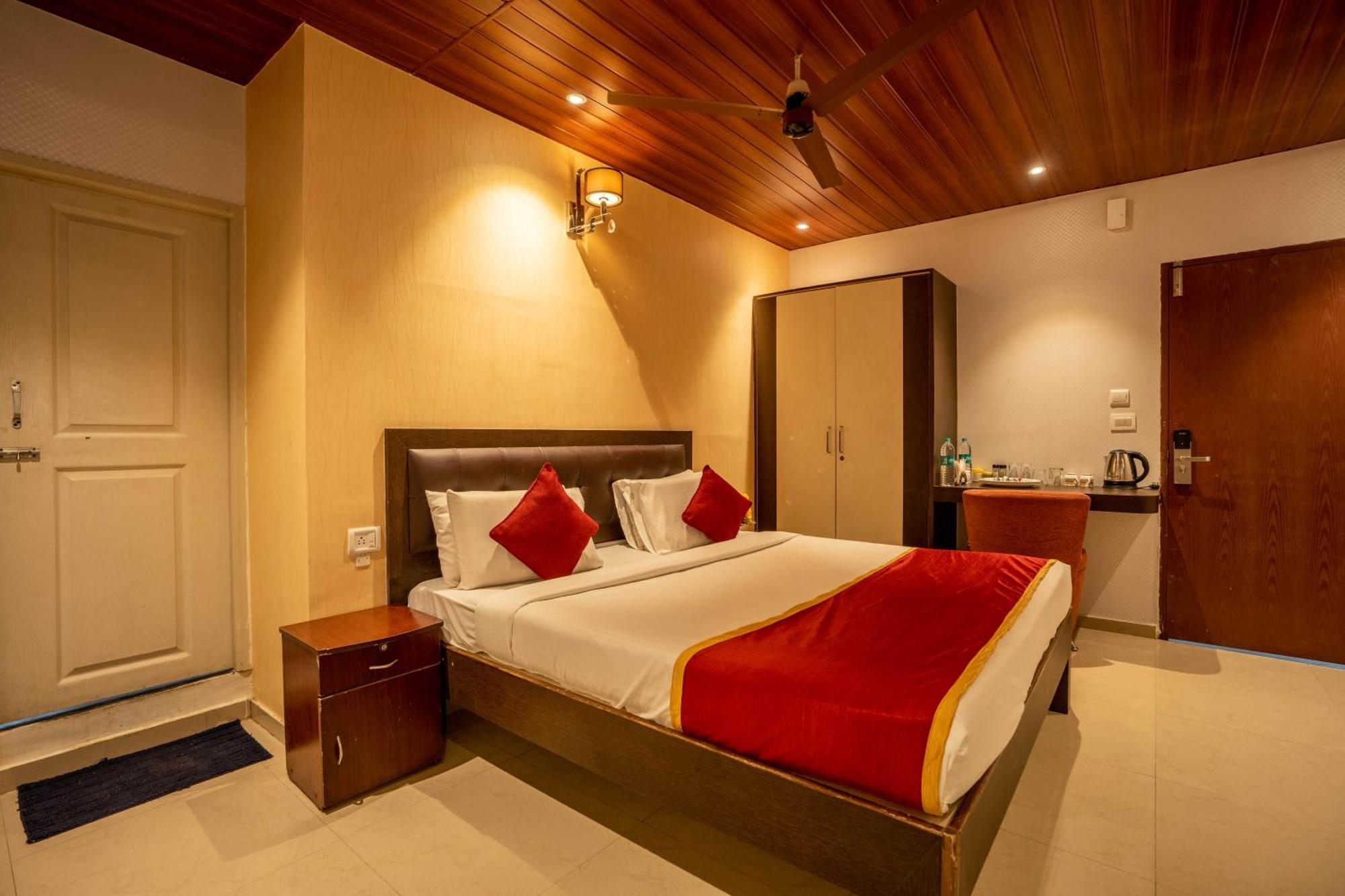 Seasons Suites Koramangala Bangalore Exterior foto
